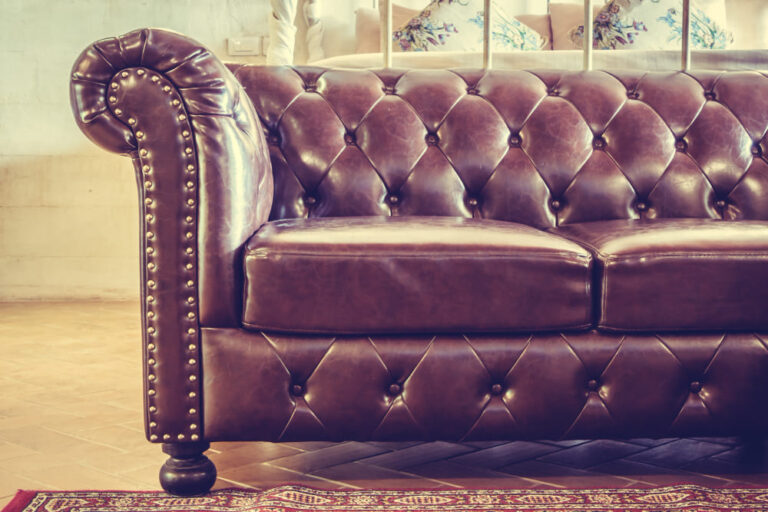cuanto cuesta tapizar un sofa