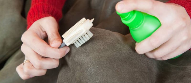 quitar manchas de moho en tapiceria